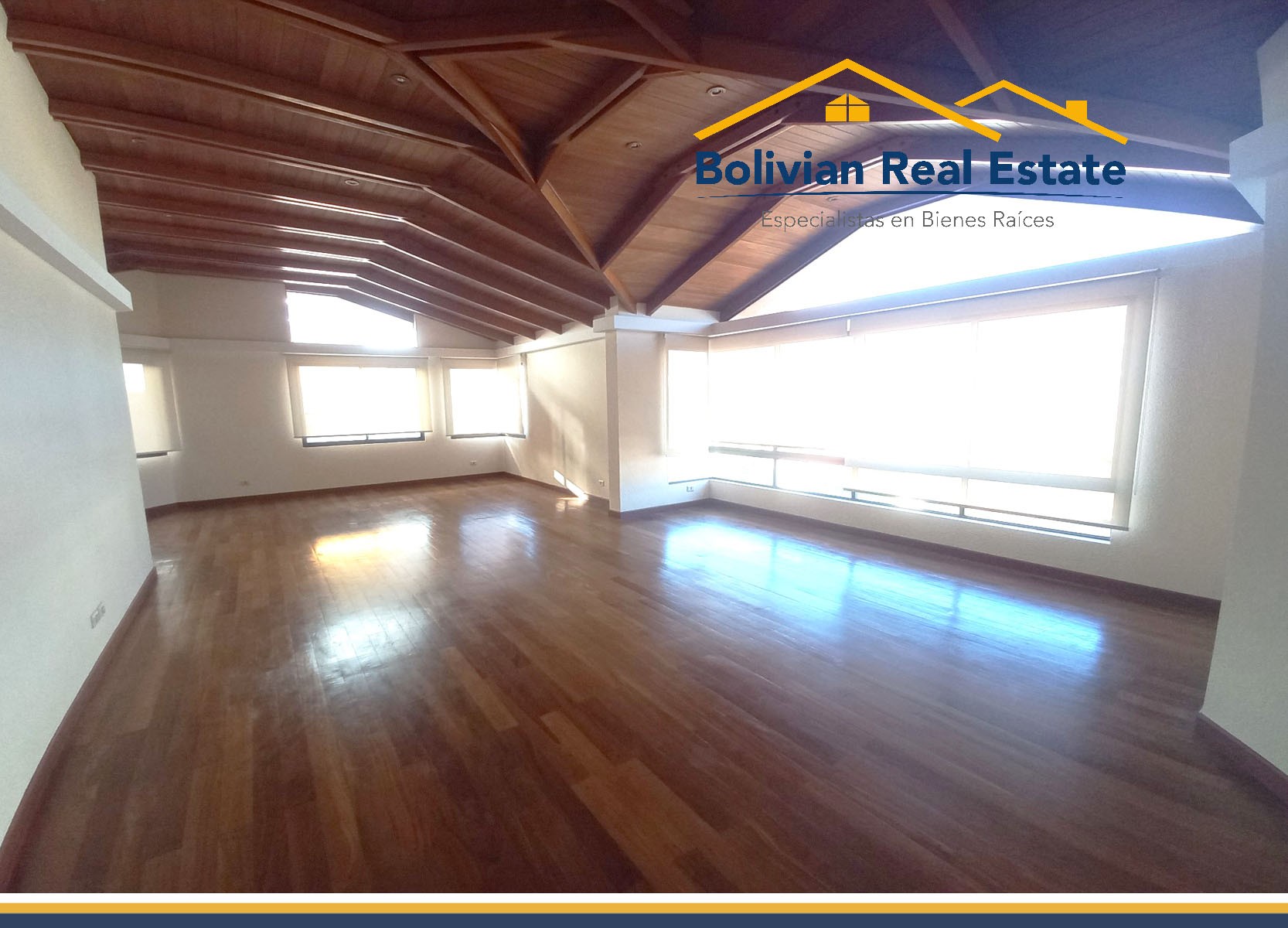 En Alquiler a $us 950 Foto 1