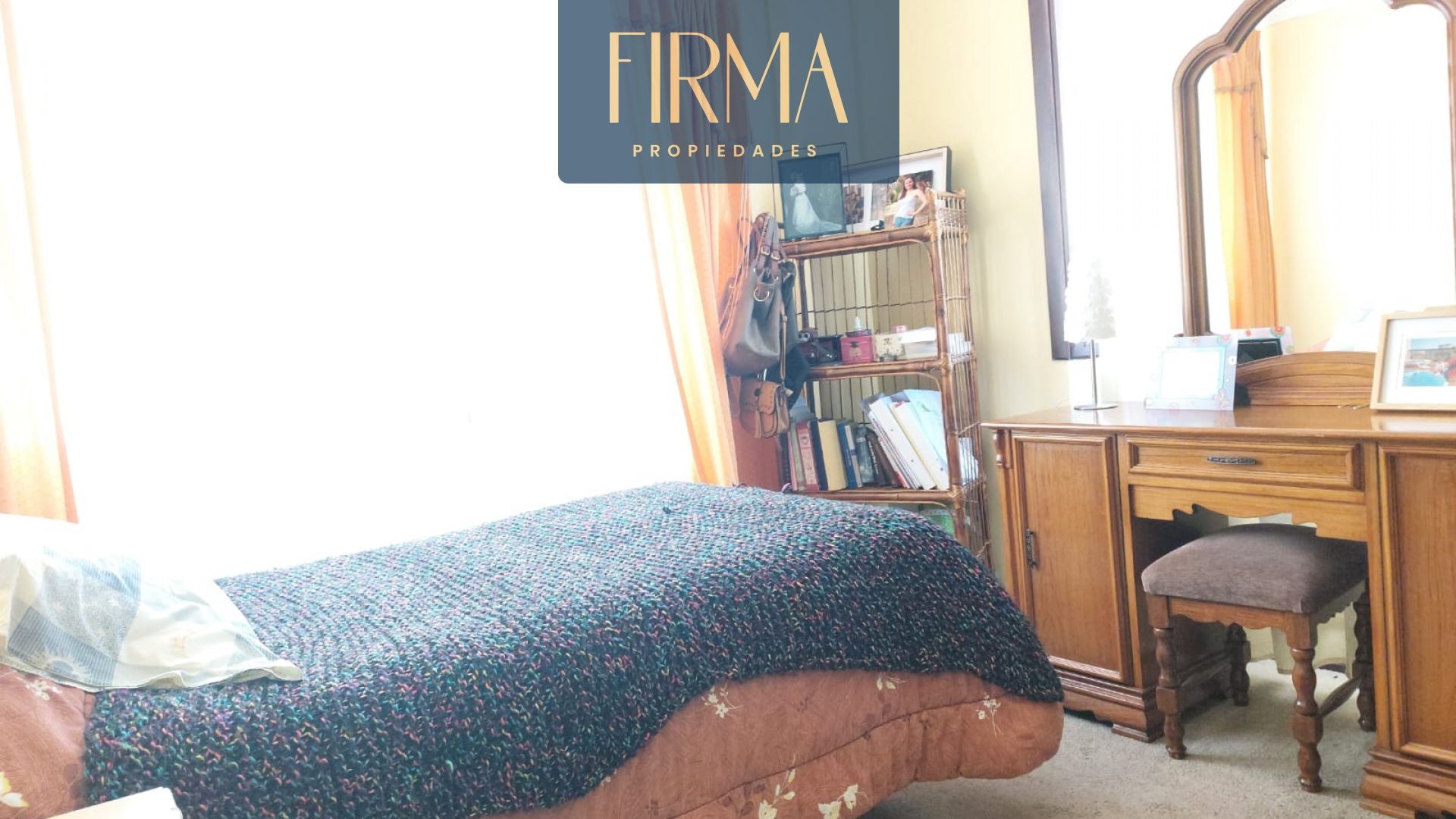 Departamento en Cota Cota en La Paz 4 dormitorios 3 baños 1 parqueos Foto 7