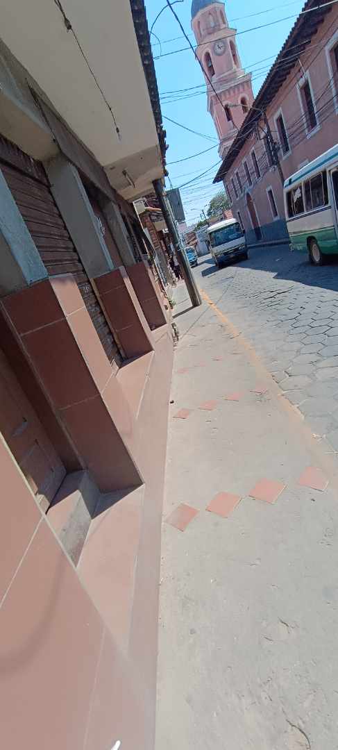 Casa en Centro en Santa Cruz de la Sierra 3 dormitorios 2 baños  Foto 5
