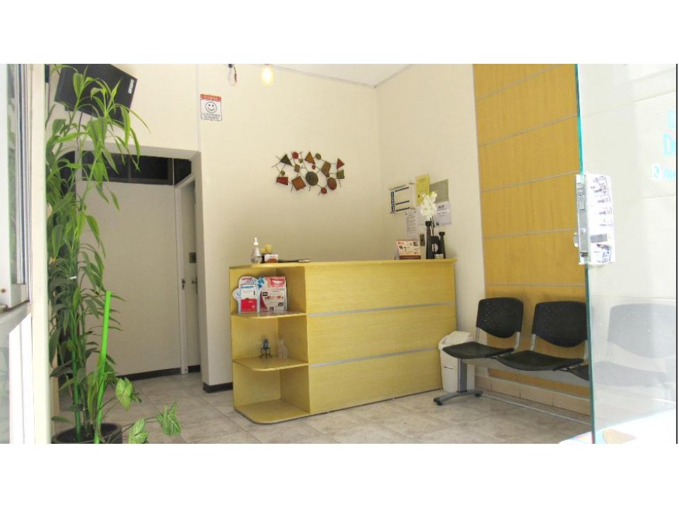 Oficina en AlquilerOFICINAS EN ALQUILER PRÓXIMAS AV. AYACUCHO  1 baños  Foto 2