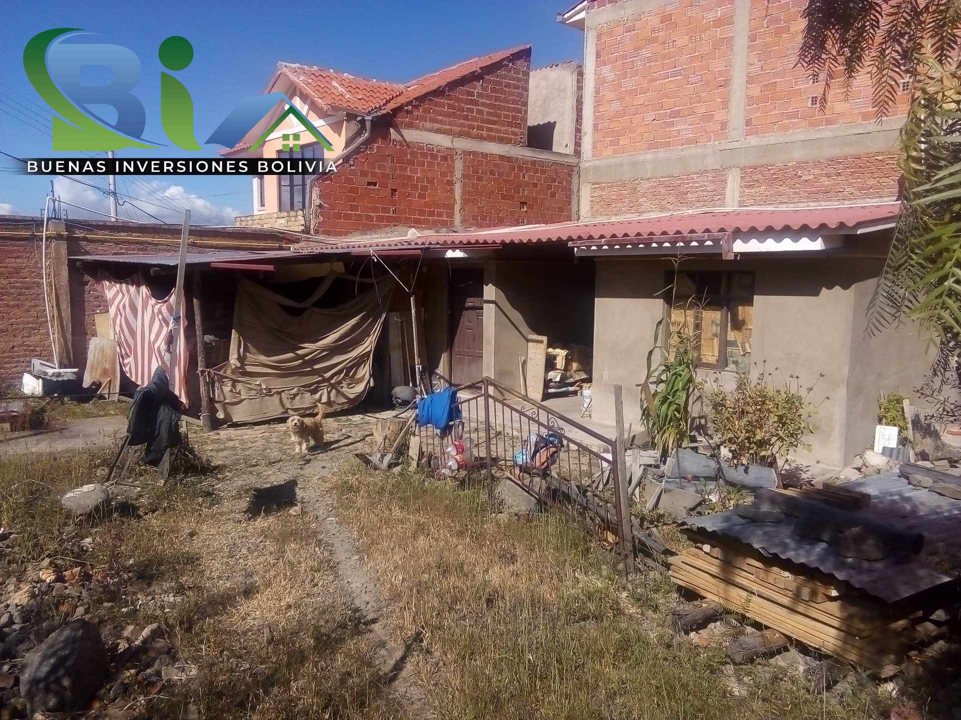 Terreno en Venta$us.190.000 LOTE AMURALLADO ESQUINA SUP.1003M2 URB. PEDREGAL ZONA  PACATA    Foto 3