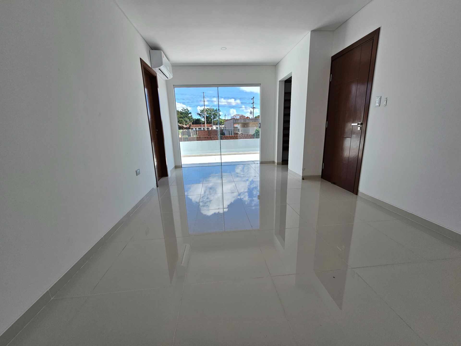 Casa en Urubó en Santa Cruz de la Sierra 3 dormitorios 3 baños 2 parqueos Foto 13