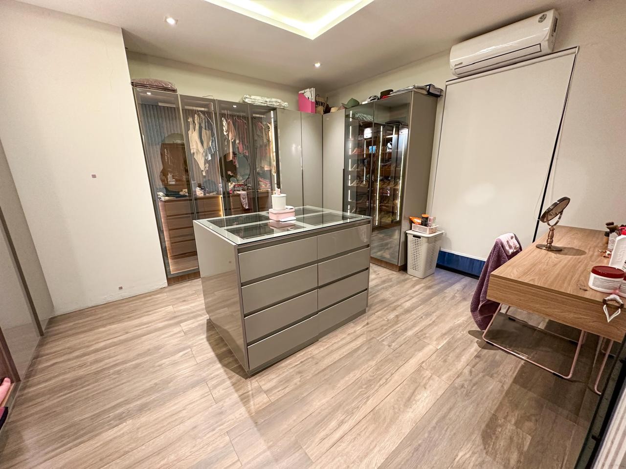 Casa en VentaColinas del Urubó Las Palmeras - Hermosa Casa en Venta Foto 4