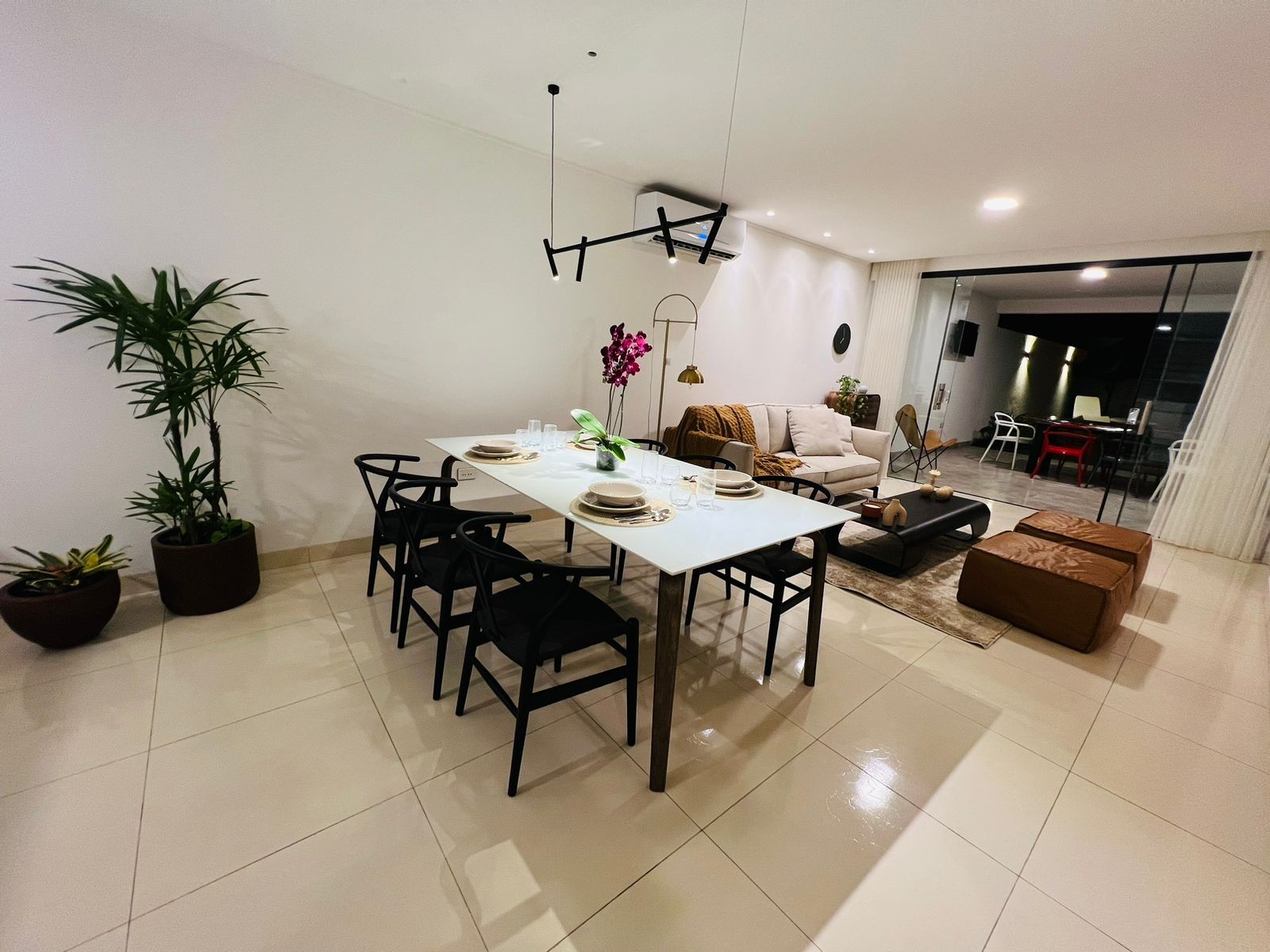 Casa Av Banzer Km9 Ingresando por Av de Cond. Sevillas Foto 3