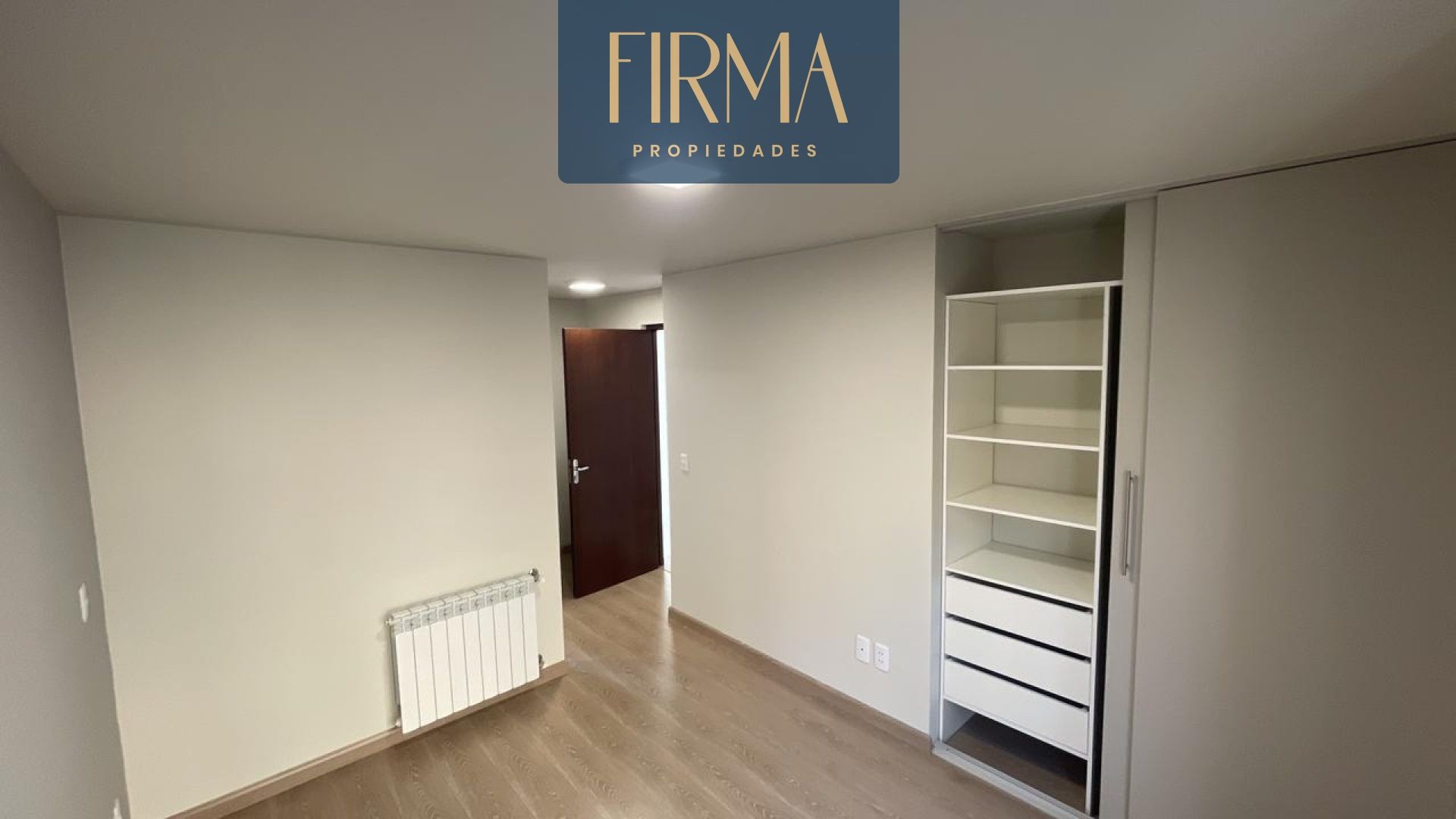 Departamento en Achumani en La Paz 2 dormitorios 3 baños 1 parqueos Foto 13