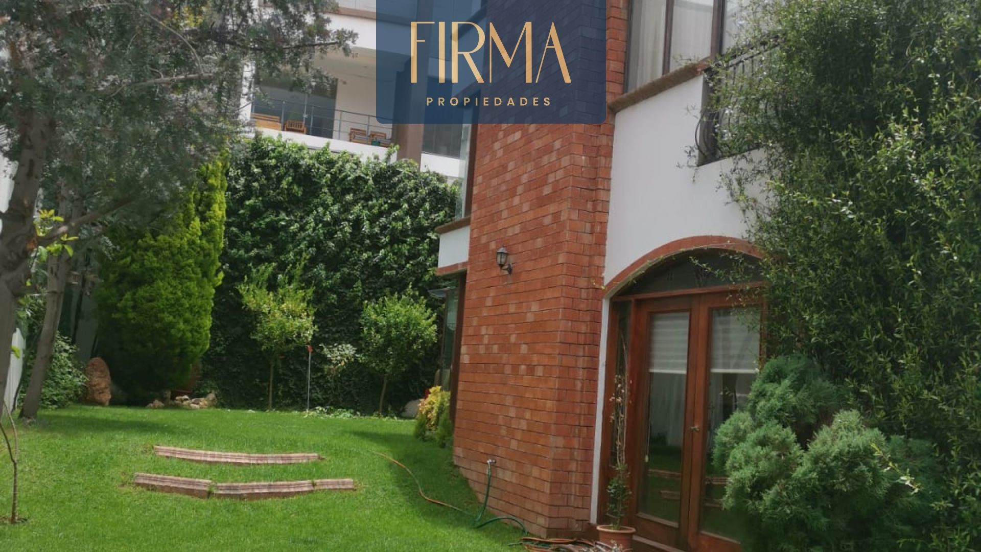 Casa en VentaIRPAVI, EL VERGEL CALLE 5 4 dormitorios 5 baños 4 parqueos Foto 8