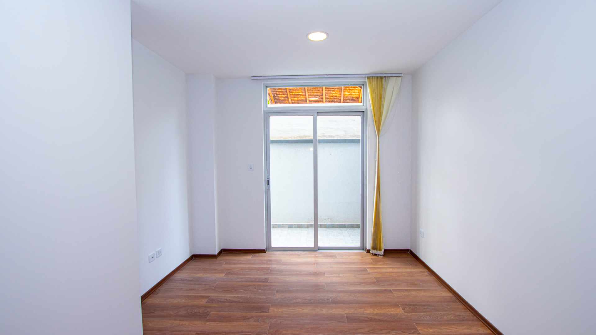 Departamento en Aranjuez en Cochabamba 1 dormitorios 1 baños  Foto 3