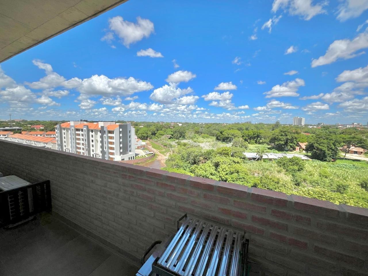 Departamento en Entre 7mo y 8vo anillo Norte en Santa Cruz de la Sierra 3 dormitorios 2 baños 1 parqueos Foto 7