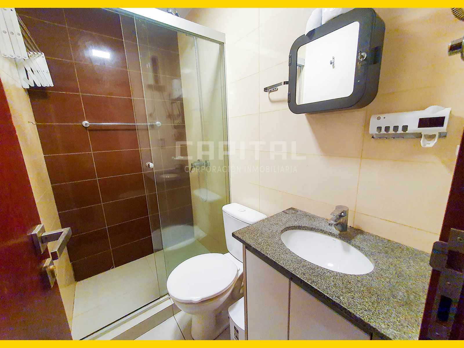 Departamento en AlquilerMONOAMBIENTE AMOBLADO Y CON PARQUEO ZONA CANAL ISUTO 1 dormitorios 1 baños 1 parqueos Foto 2