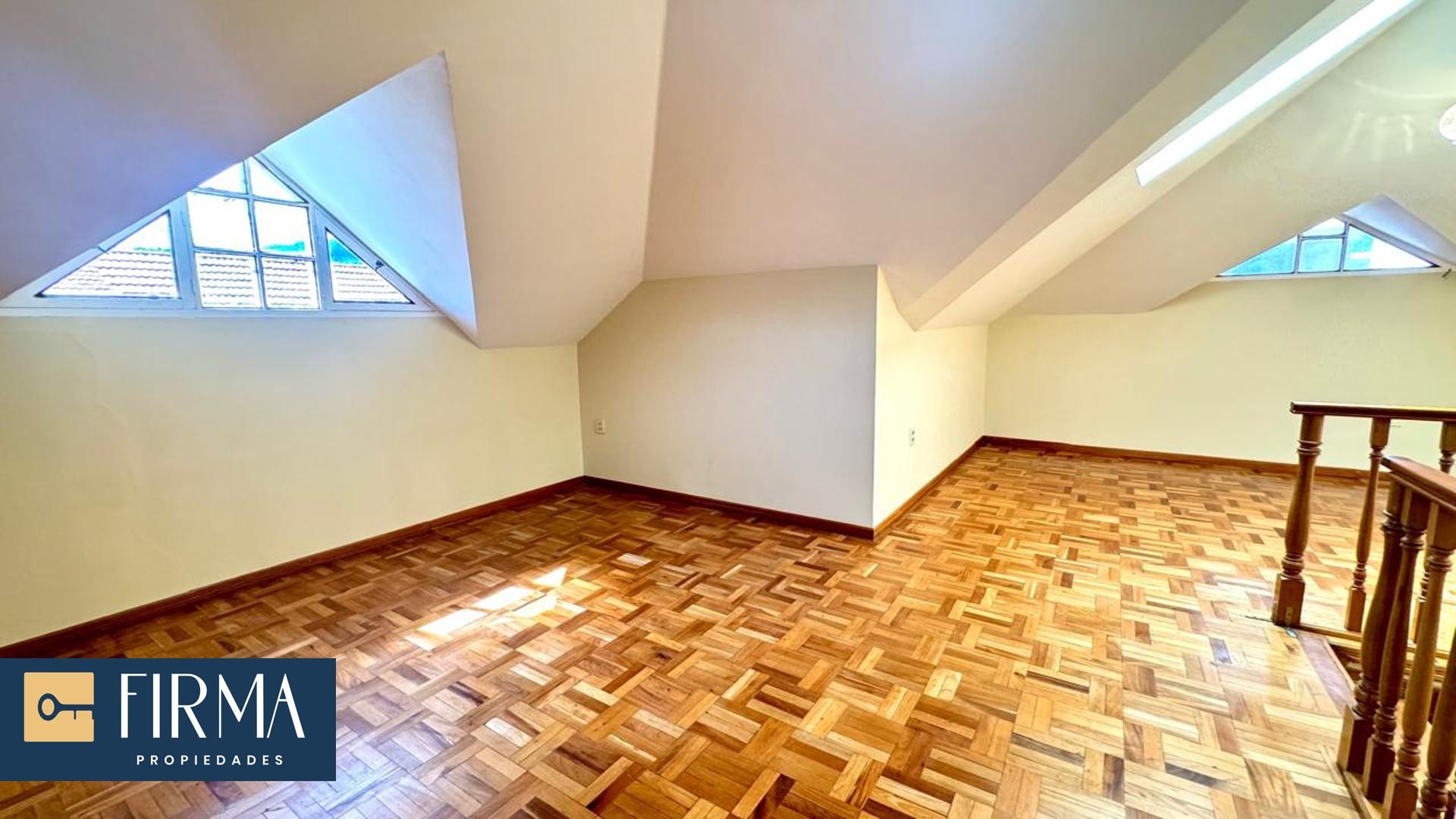 Casa en AlquilerCASA EN ALQUILER EN ACHUMANI - MESETA 4 dormitorios 4 baños 3 parqueos Foto 8