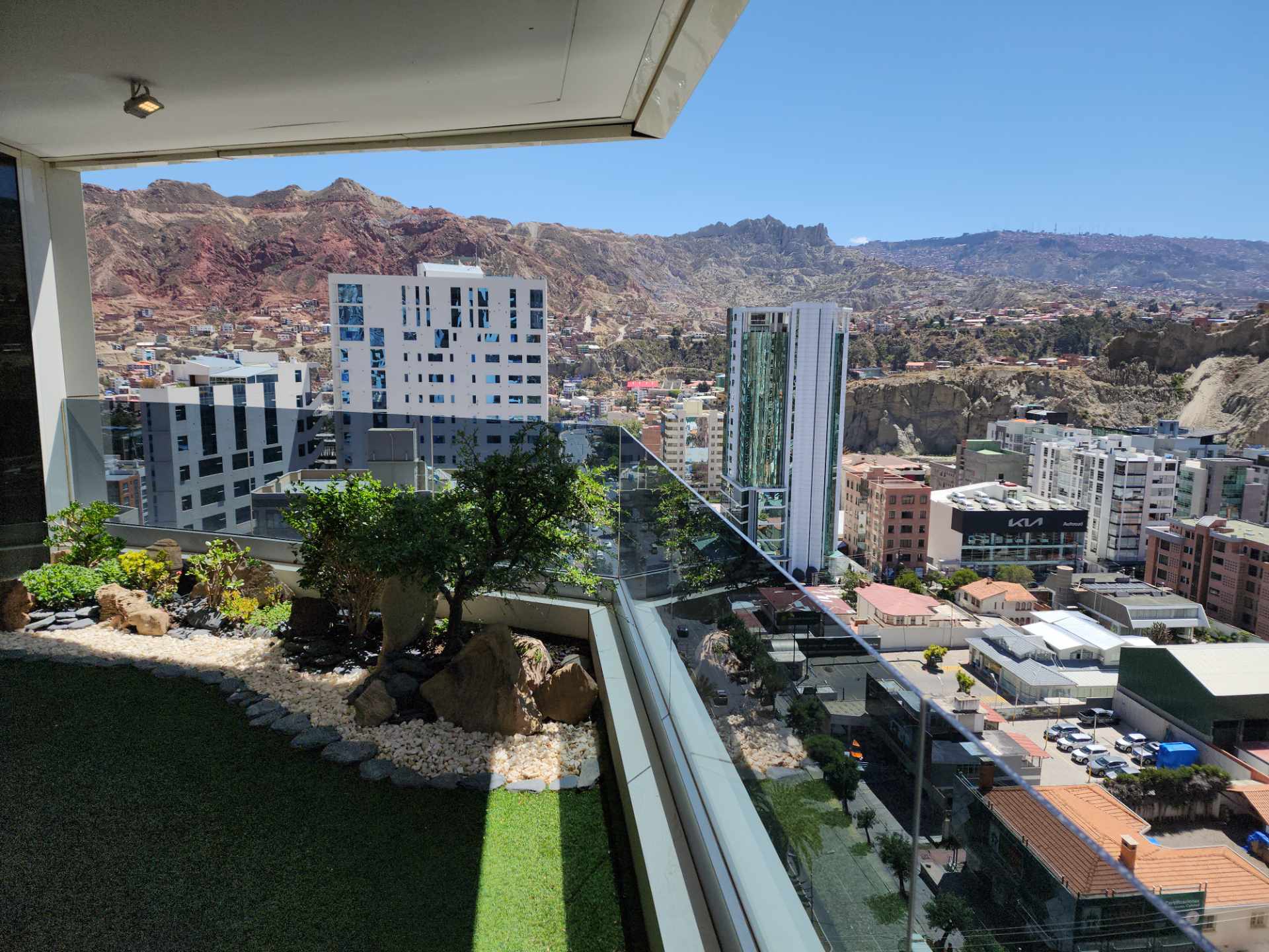 Departamento en Calacoto en La Paz 3 dormitorios 5 baños 1 parqueos Foto 8