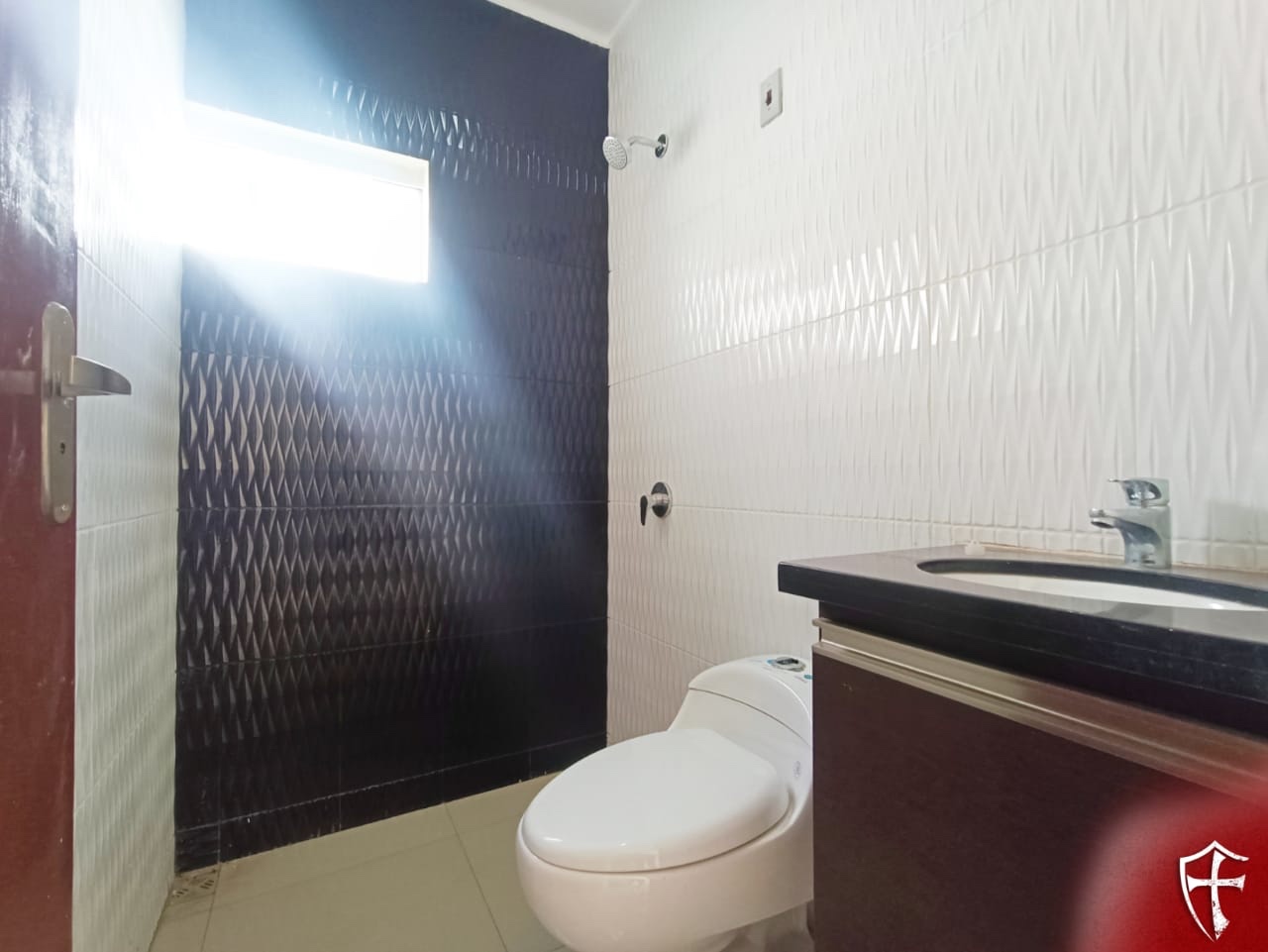 Casa Av banzer km 8.5  Foto 2