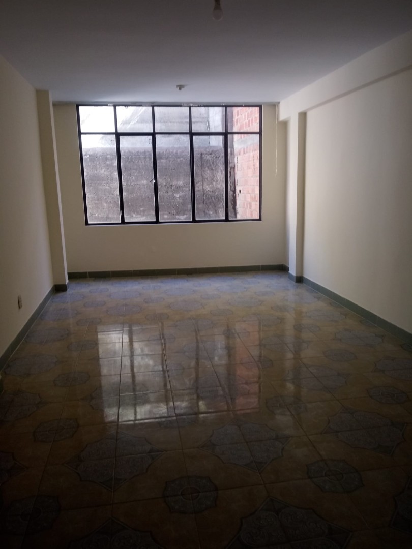 En Alquiler a $us 400 Foto 8