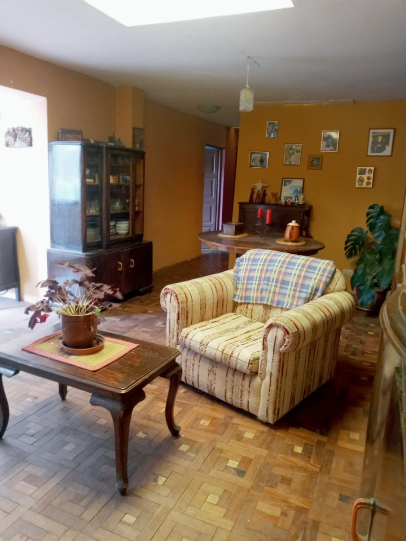 Casa en Chasquipampa en La Paz 9 dormitorios 5 baños 1 parqueos Foto 5