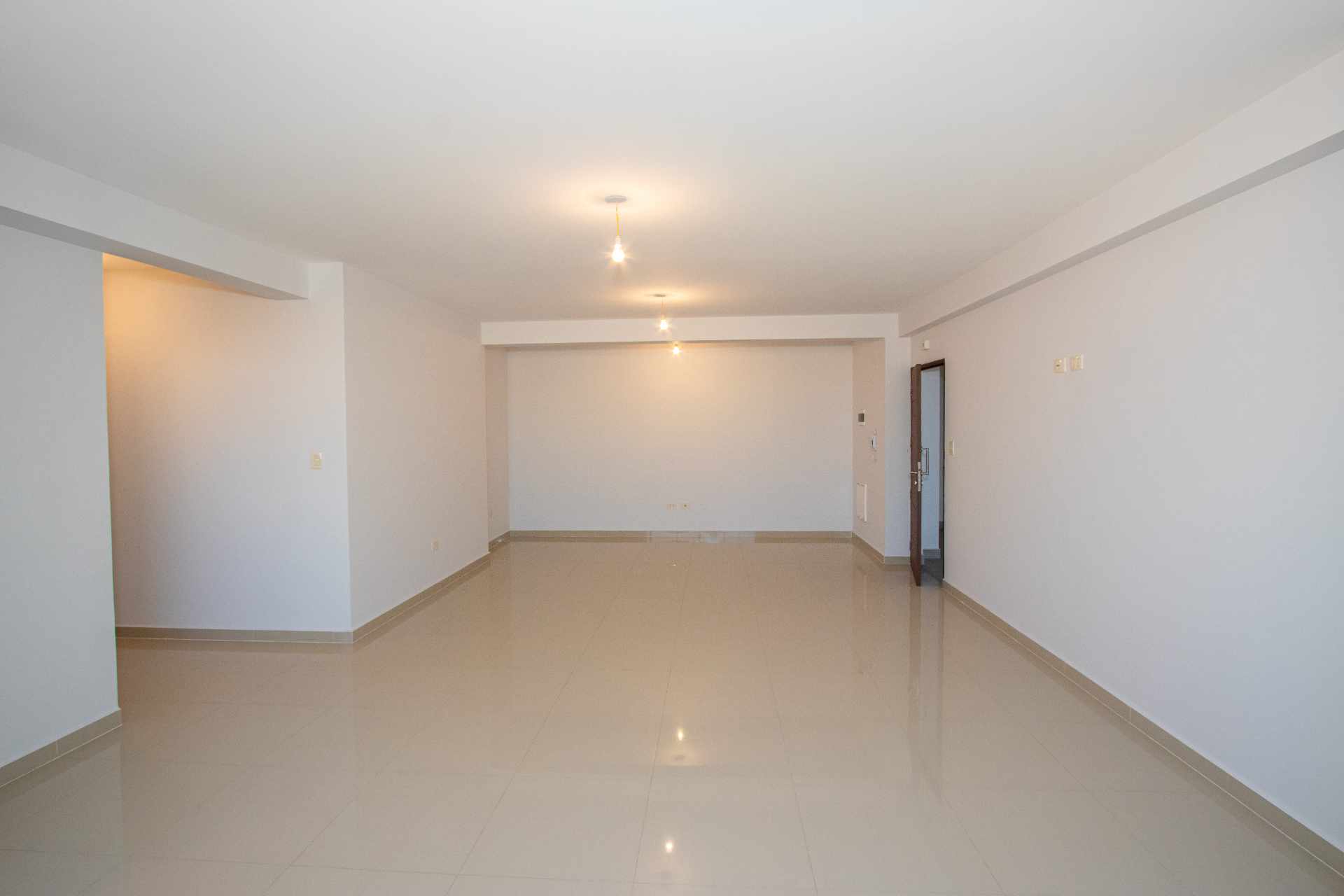 Departamento en Sarco en Cochabamba 4 dormitorios 3 baños 2 parqueos Foto 13