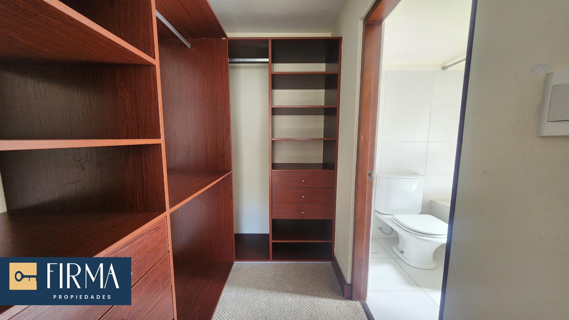 En Venta a $us 195,000 Foto 15