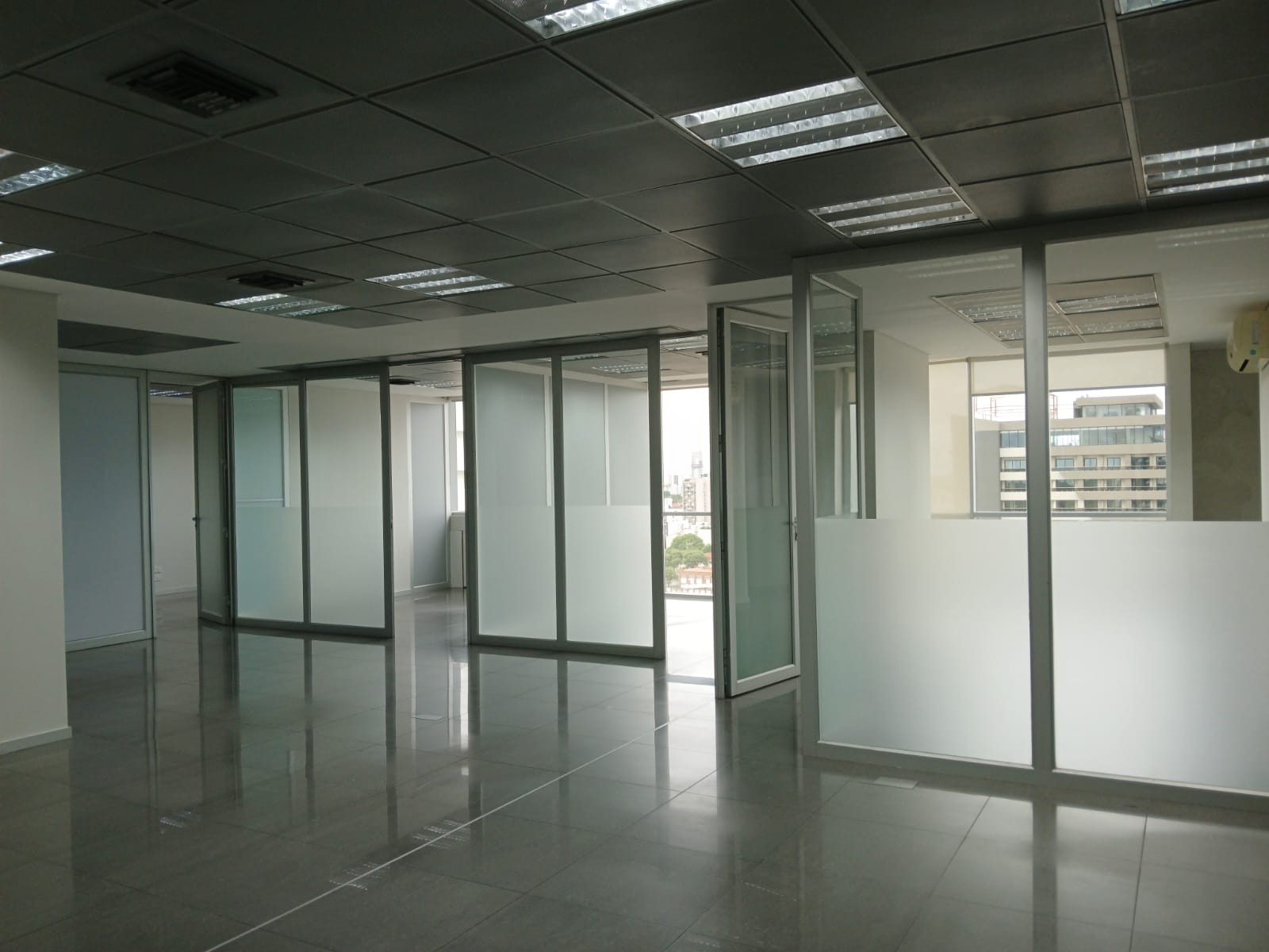 En Alquiler a $us 2,624 Foto 7