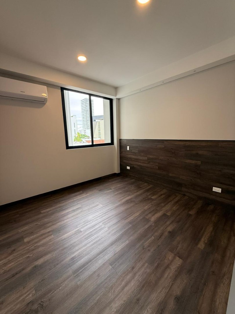 Departamento en Equipetrol en Santa Cruz de la Sierra 2 dormitorios 2 baños 1 parqueos Foto 3