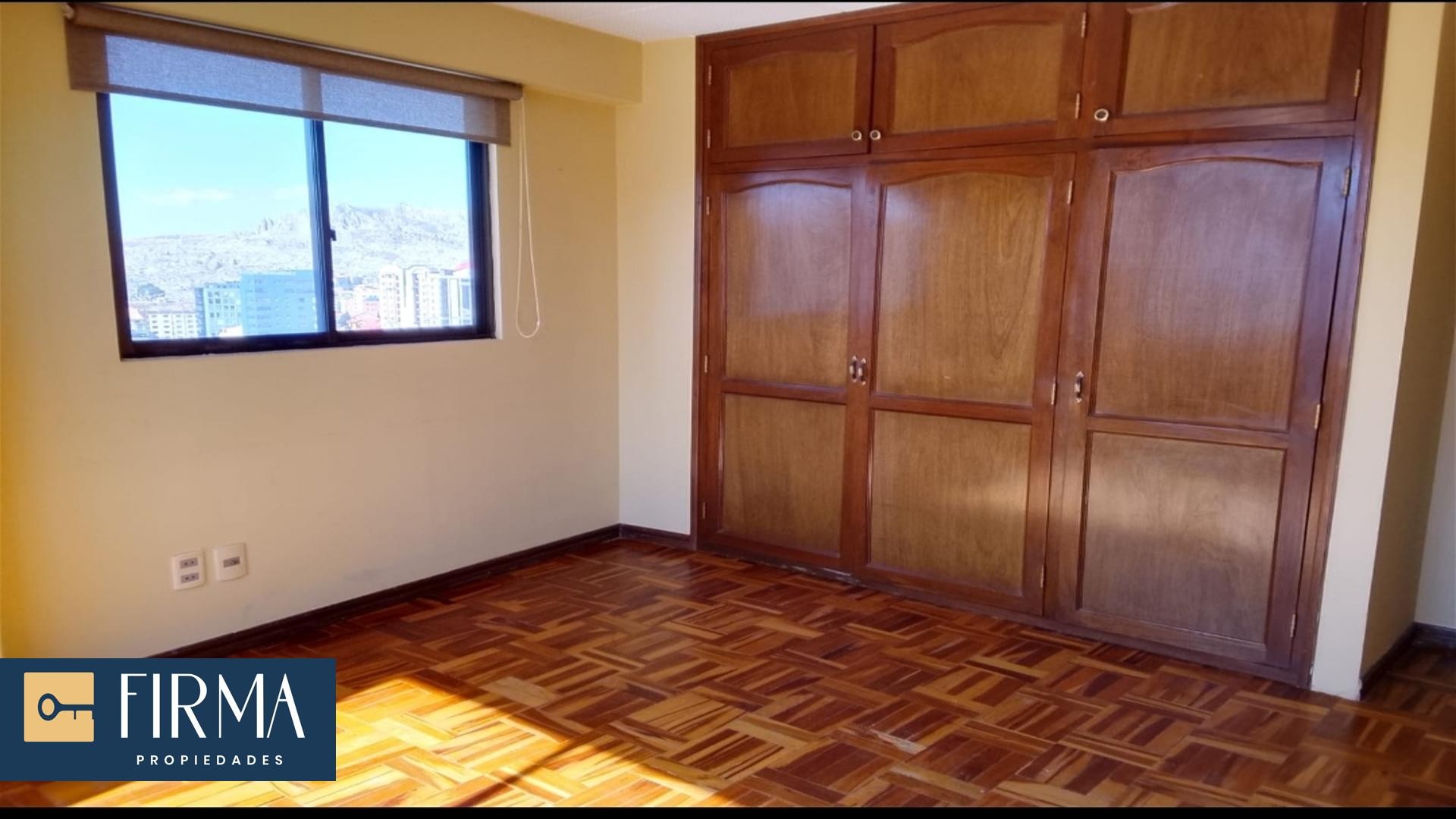 Departamento DEPARTAMENTO EN ALQUILER, AV. 6 DE AGOSTO SAN JORGE Foto 7