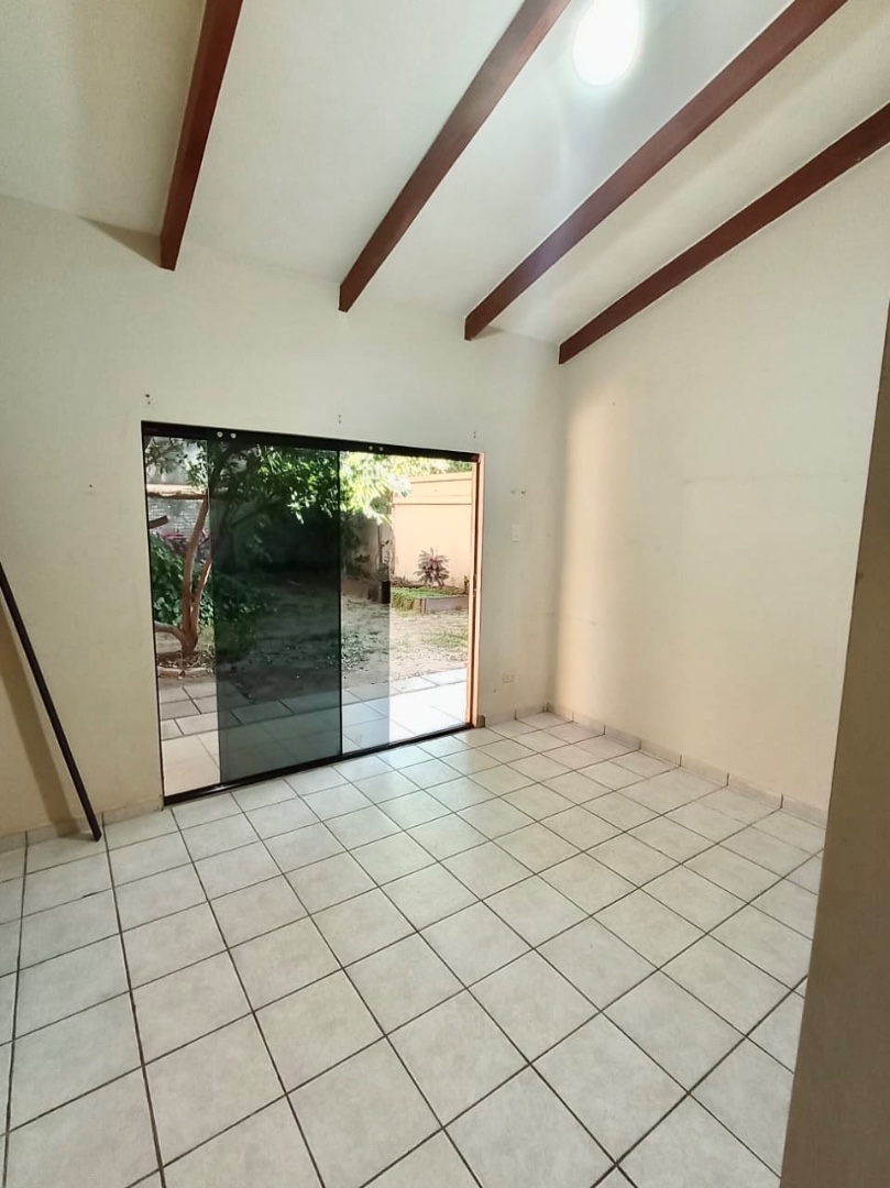 En Alquiler a Bs 3,750 Foto 13