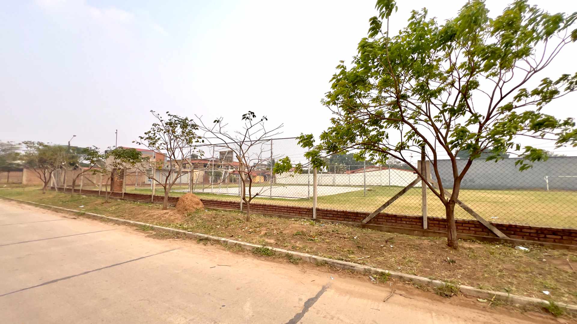 Casa en VentaCasa en venta Zona Av. Santos Dumont 3 dormitorios 3 baños 2 parqueos Foto 20