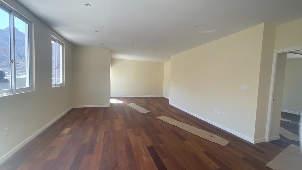 En Alquiler a $us 3,000 Foto 3