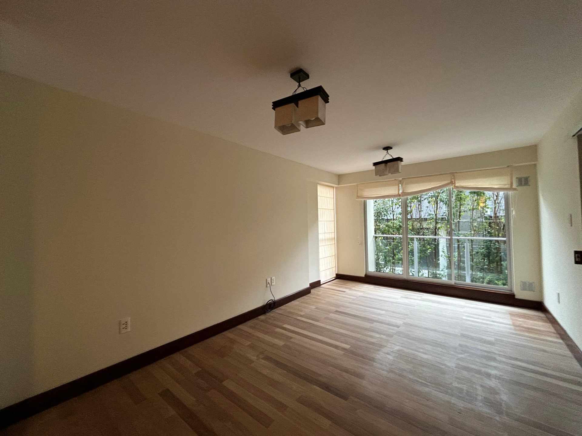 Departamento en VentaDEPARTAMENTO EN VENTA DE 2 DORMITORIOS EN ACHUMANI (SECTOR ASILO) 2 dormitorios 2 baños 1 parqueos Foto 3