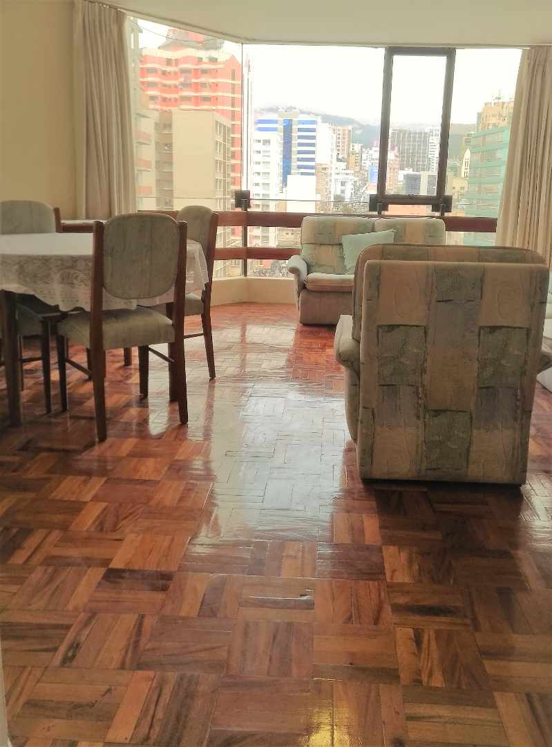 Departamento en AlquilerAv. Arce Edificio Santa Teresa San Jorge (a 1 cuadra de la UMSA) 2 dormitorios 2 baños  Foto 9