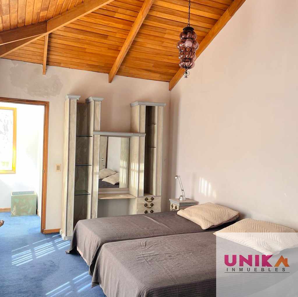 Departamento en Alquiler🏡 HERMOSO DEPARTAMENTO DUPLEX CON JARDIN AMOBLADO Y EQUIPADO EN ALQUILER, ACHUMANI  Foto 5