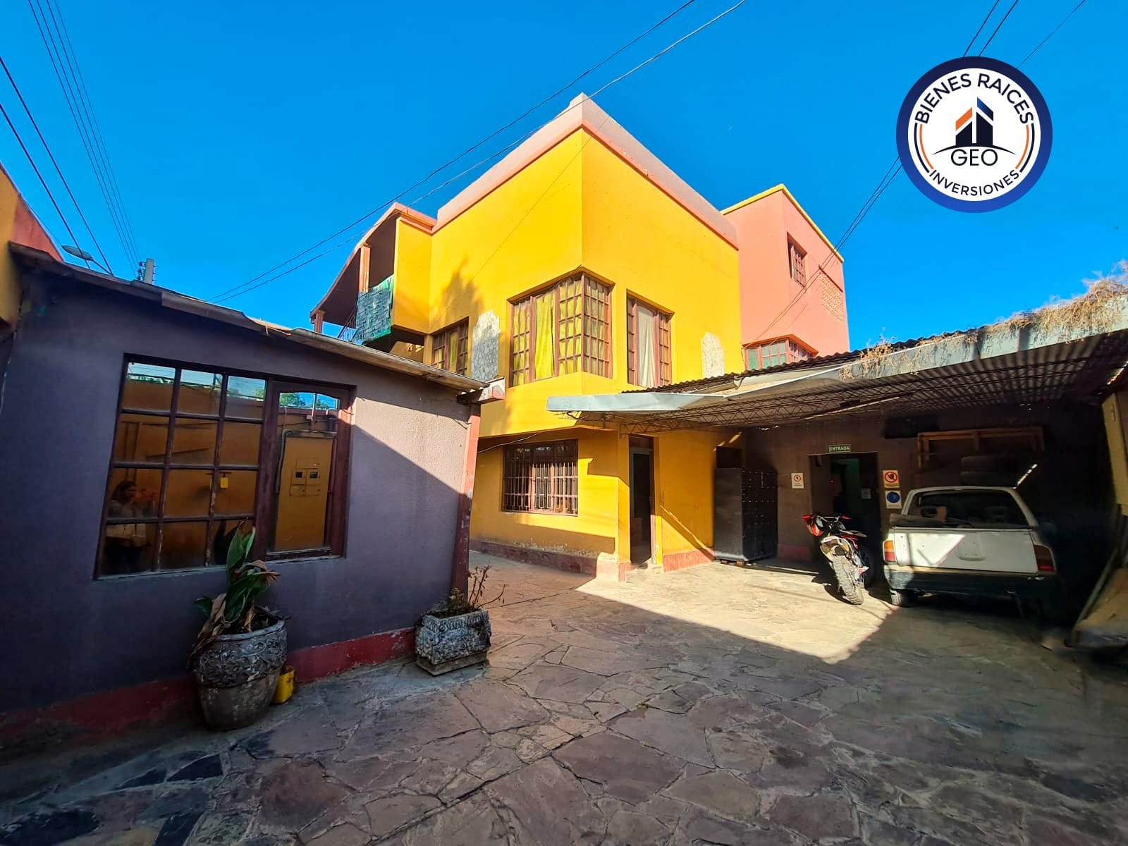 Galpón en VentaFinal Av. Beigin Sector Playa de Autos Foto 3