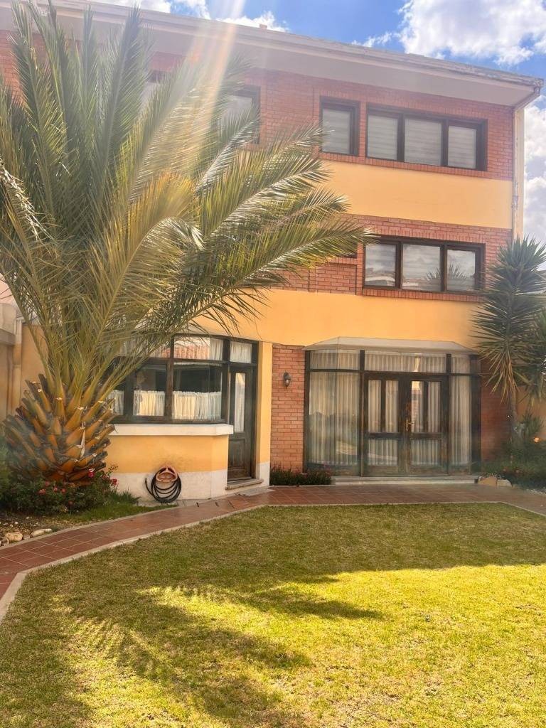 Casa IRPAVI, ENTRE CALLES 5 Y 6 Foto 1