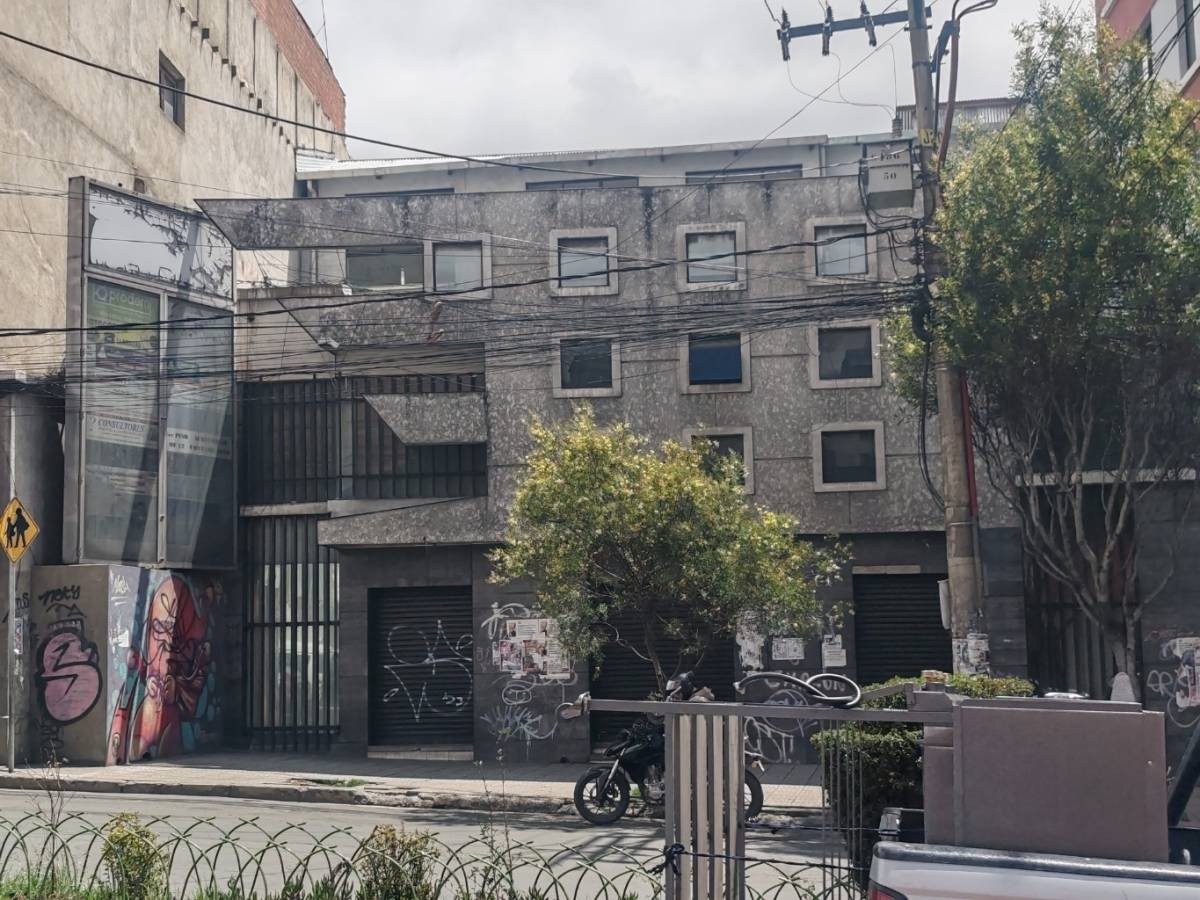 Edificio en VentaCENTRO, AV. MONTES 21 dormitorios 6 baños  Foto 1