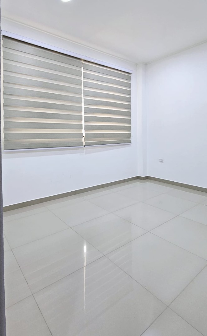 Departamento Av. Banzer km 8.5  - DPTO DE 3 DORMITORIOS EN ANTICRETICO  Foto 5