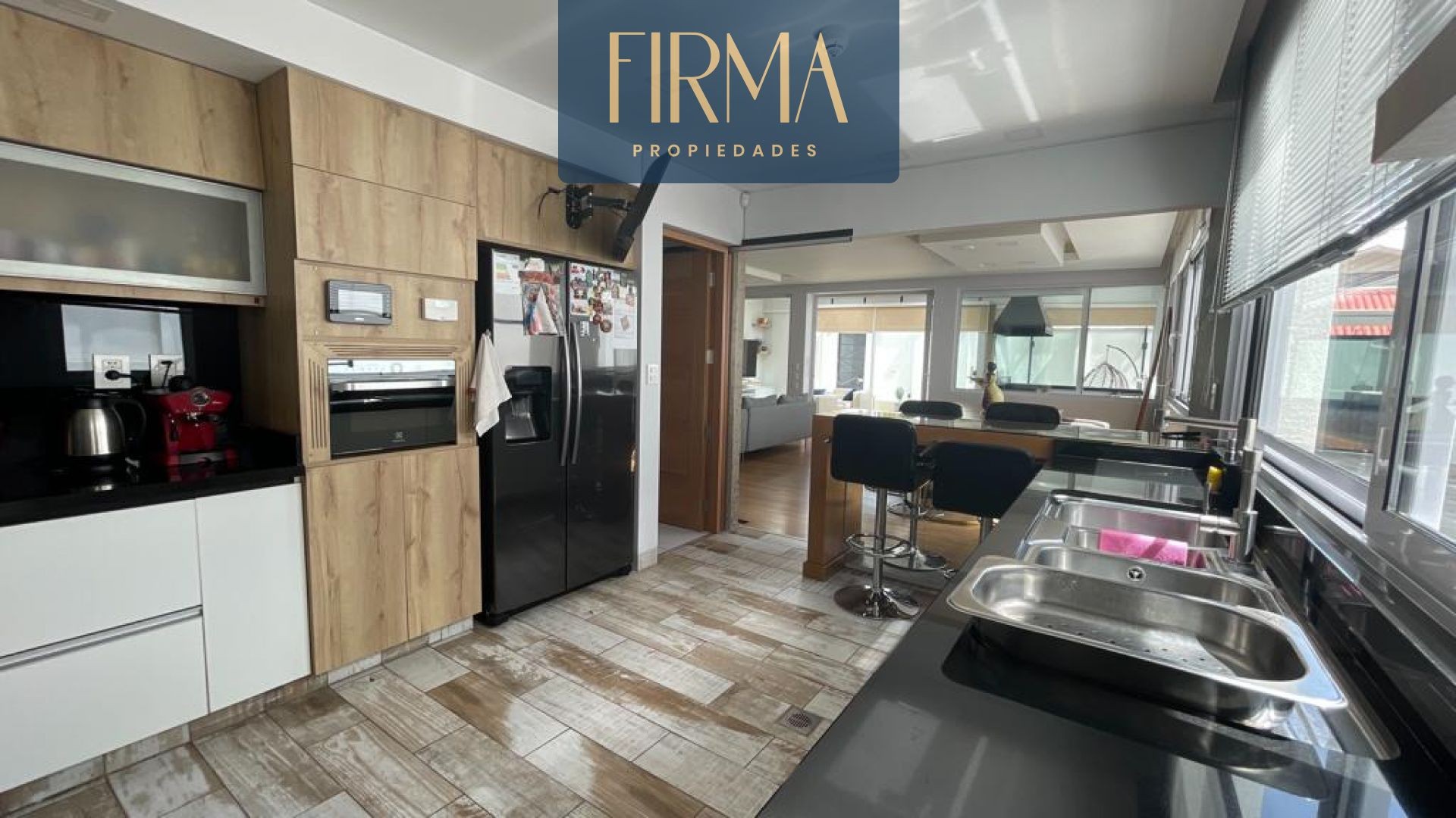 Casa en Achumani en La Paz 4 dormitorios 7 baños 3 parqueos Foto 17