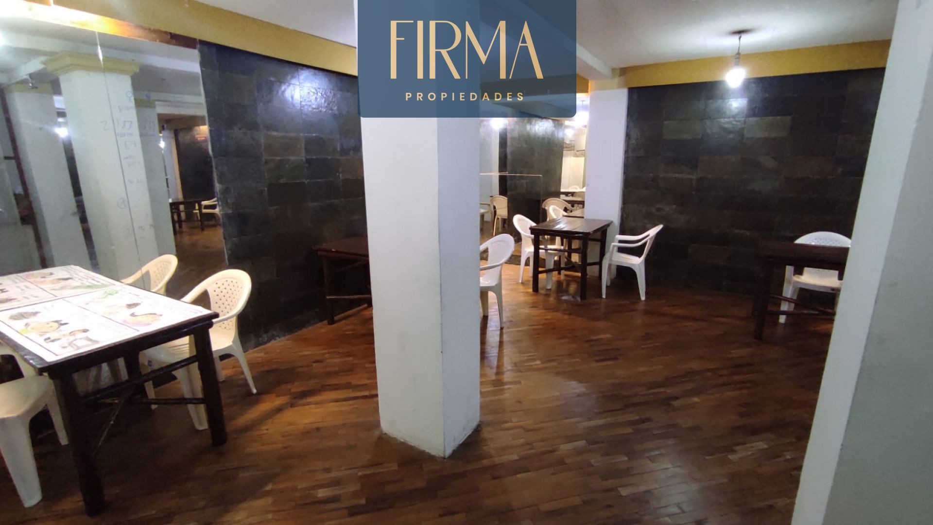 Local comercial en Achumani en La Paz  5 baños  Foto 14