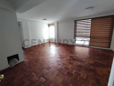 Departamento en AlquilerSOPOCACHI, AV. SANCHEZ LIMA Foto 9