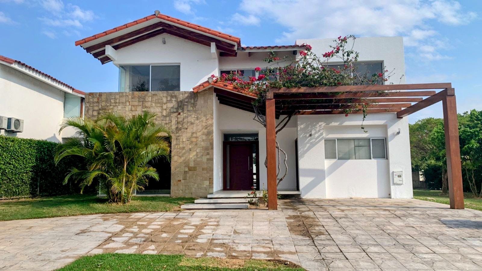 En Alquiler a Bs 15,000 Foto 1