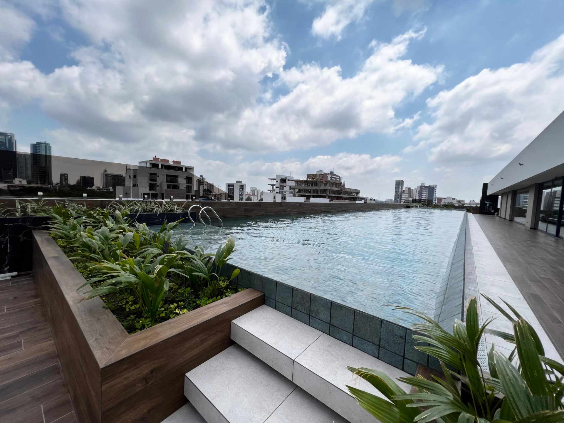 Departamento en AlquilerBARRIO EQUIPETROL CALLE 6 Foto 8