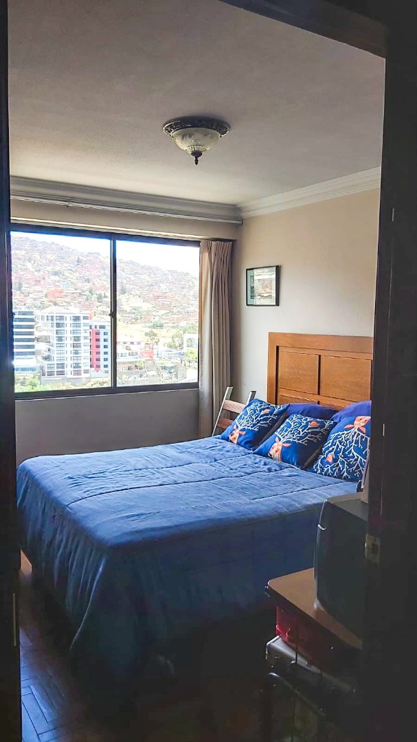Departamento en VentaAVENIDA ARCE  -  SE ACEPTA EL 50% DEL PAGO EN BOLIVIANOS  Foto 12
