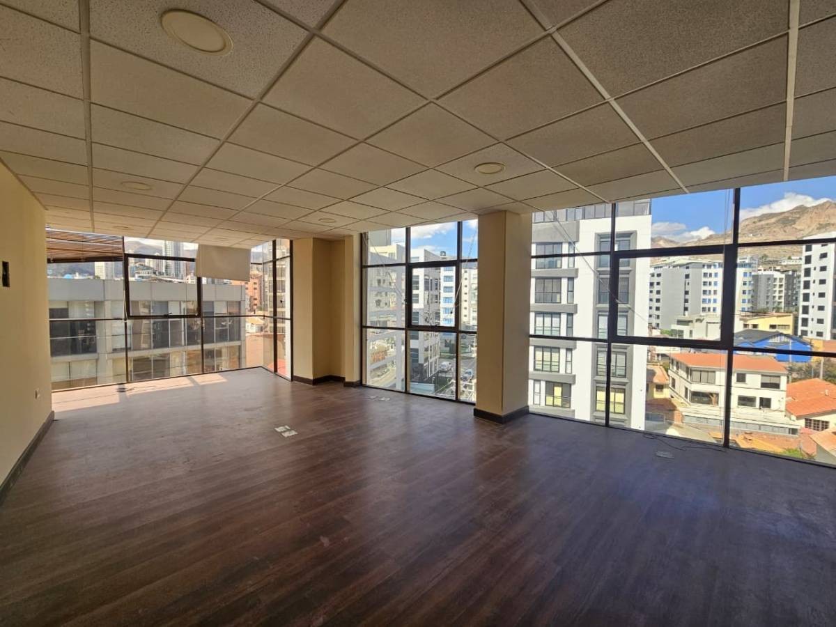 Edificio en San Miguel en La Paz 36 dormitorios 21 baños 7 parqueos Foto 10