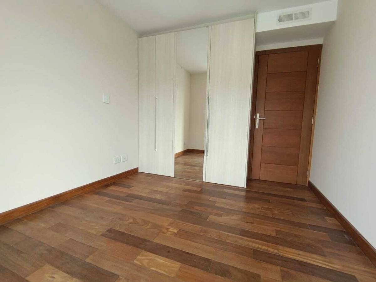 En Alquiler a Bs 3,500 Foto 8