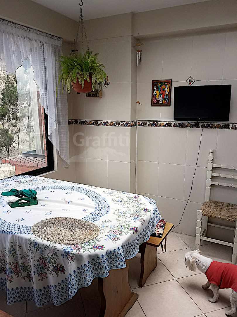 Departamento en Venta﻿Departamento en Venta- Achumani
 3 dormitorios 5 baños 2 parqueos Foto 9