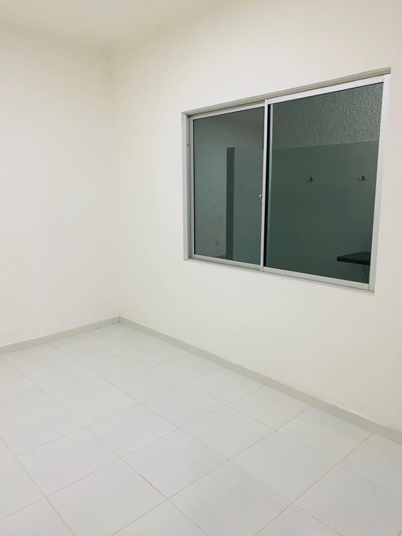 Local comercial en AlquilerAv. Busch #567 entre 1er y 2do anillo zona Cre  2 baños  Foto 11