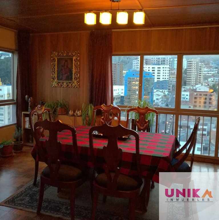 Departamento en Sopocachi en La Paz 3 dormitorios 4 baños 1 parqueos Foto 3
