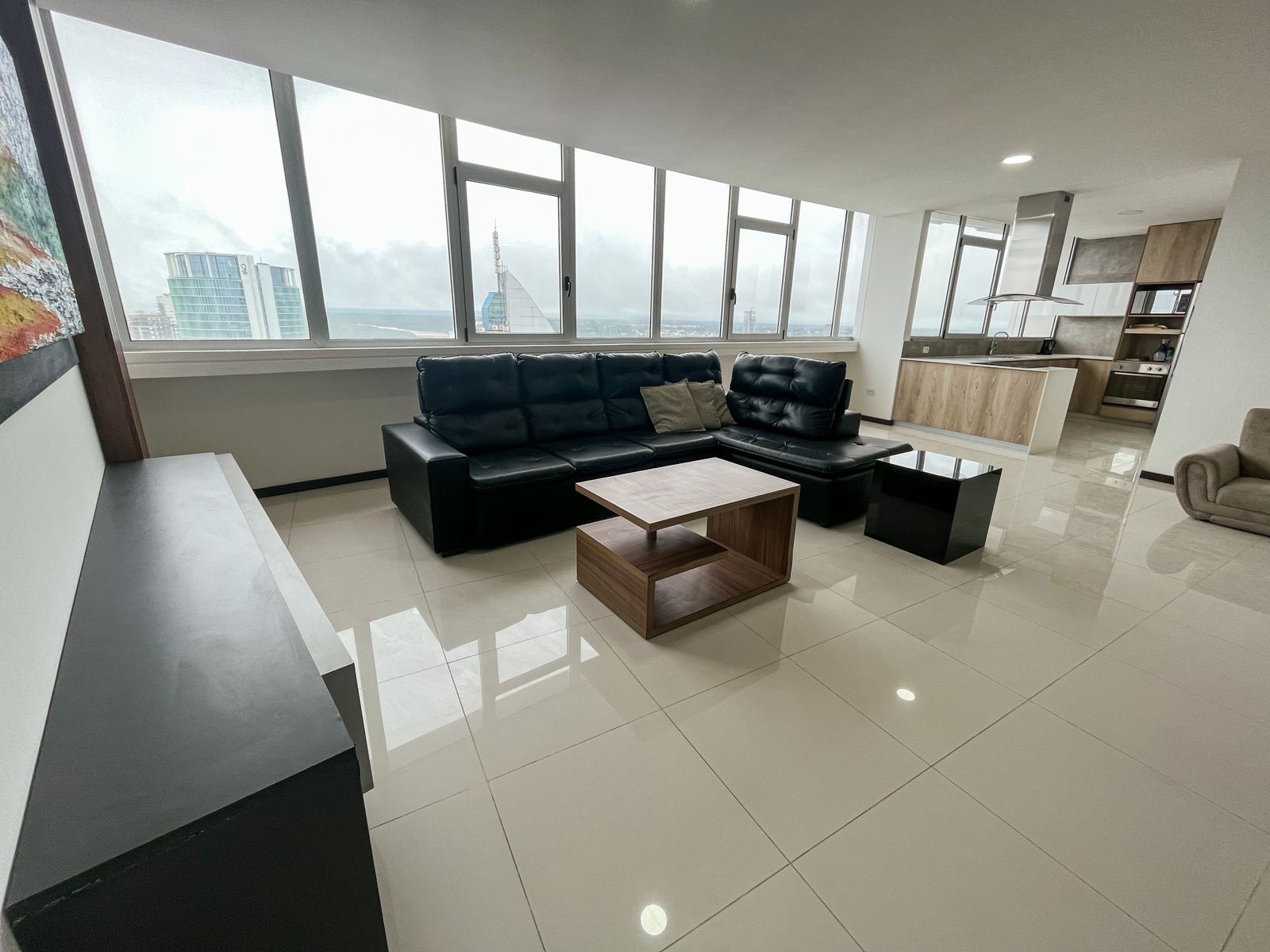 Departamento en AlquilerDPTO 3 DORMITORIOS AMOBLADO- PLATINIUM 2 FRENTE AL MALL VENTURA Foto 20