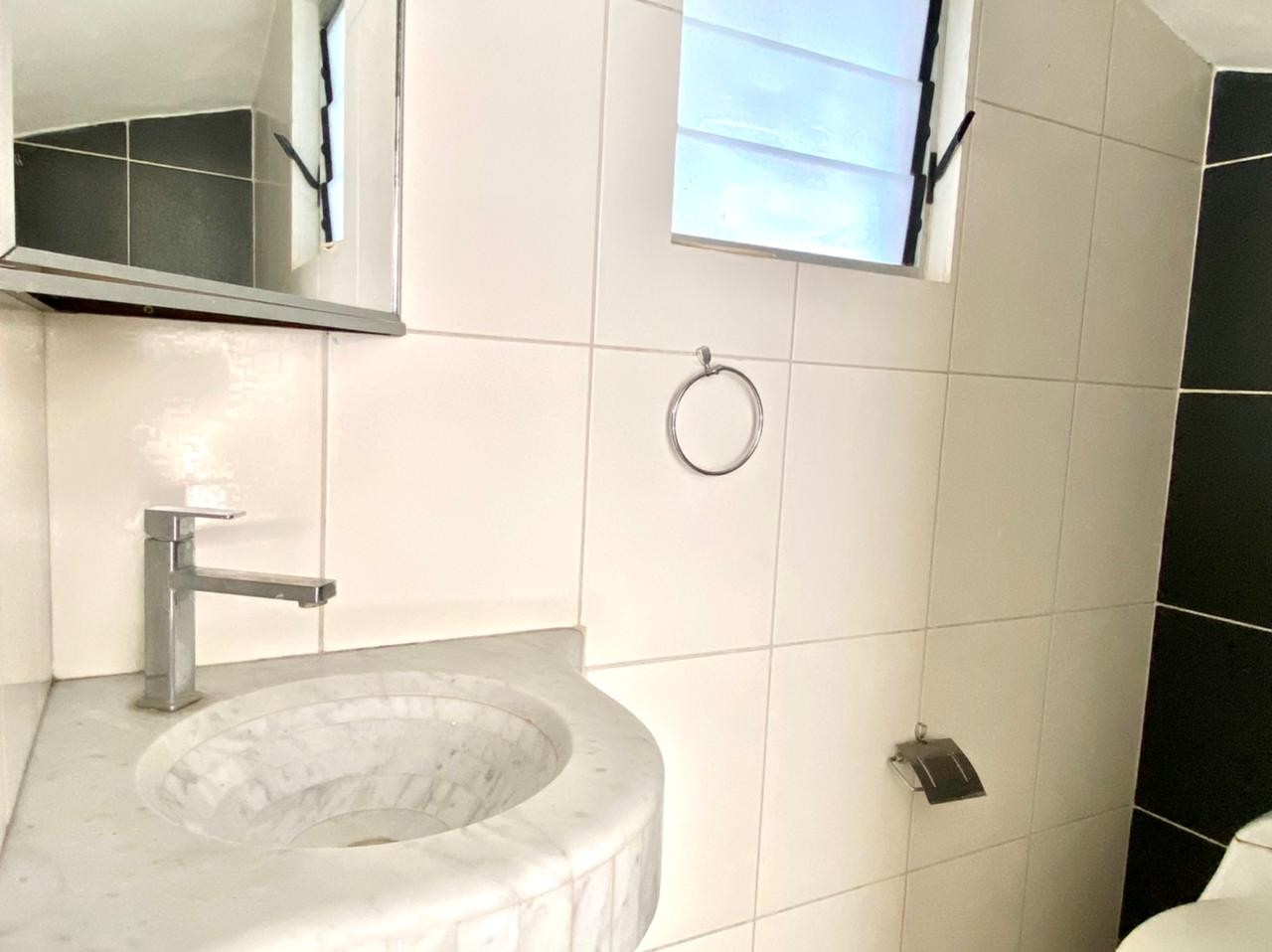 Casa en VentaBarrio Urbarí, Av. Piraí calle Baracea Foto 7