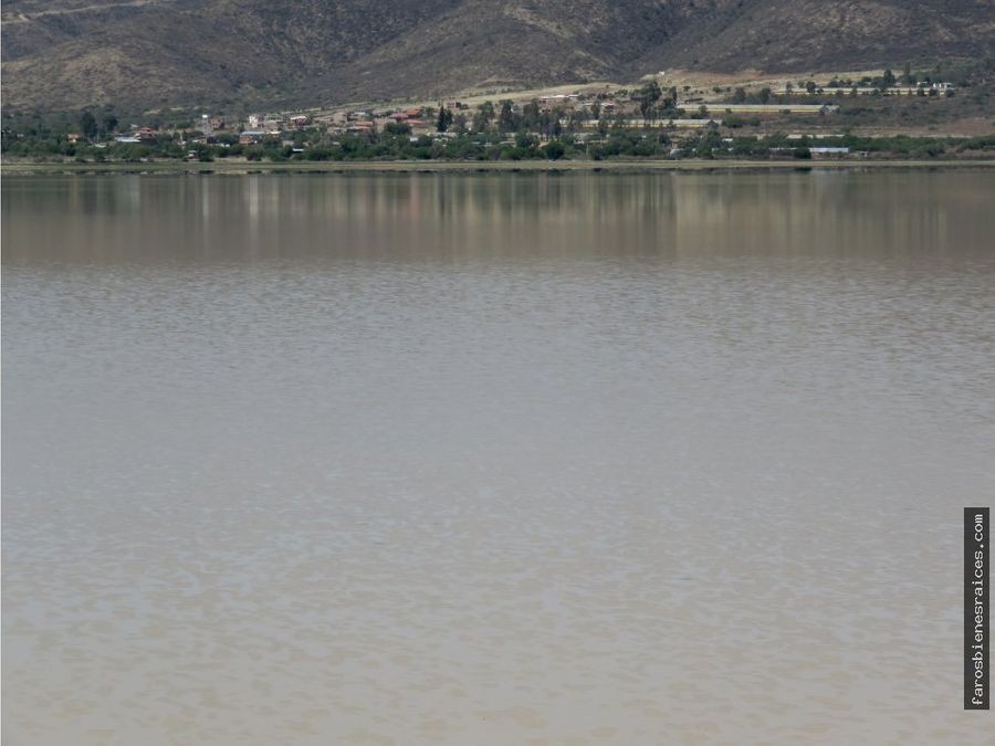 Terreno Carcaje frente al lago  3.100m2. lado chalets Foto 4