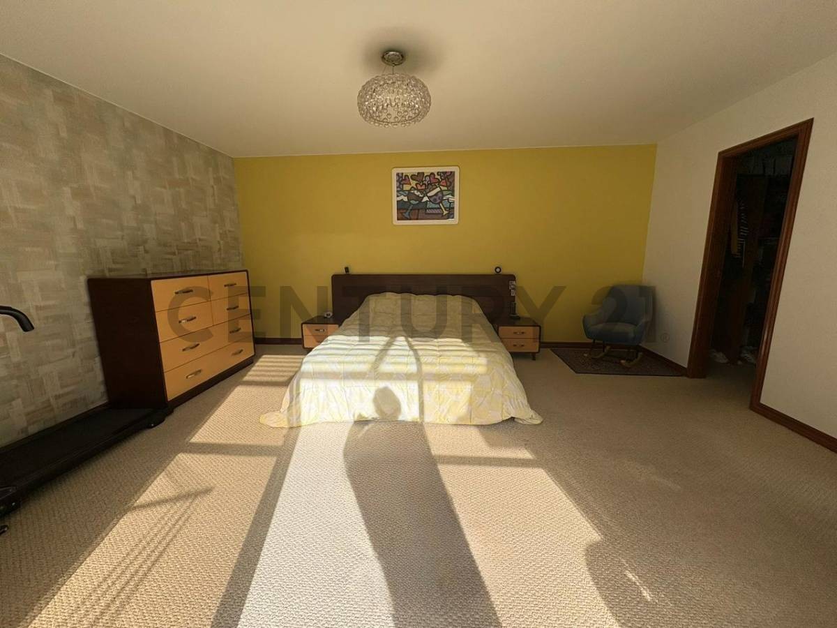 En Alquiler a $us 2,200 Foto 26