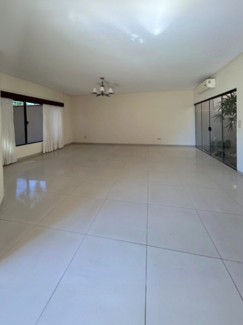 En Alquiler a $us 1,500 Foto 18