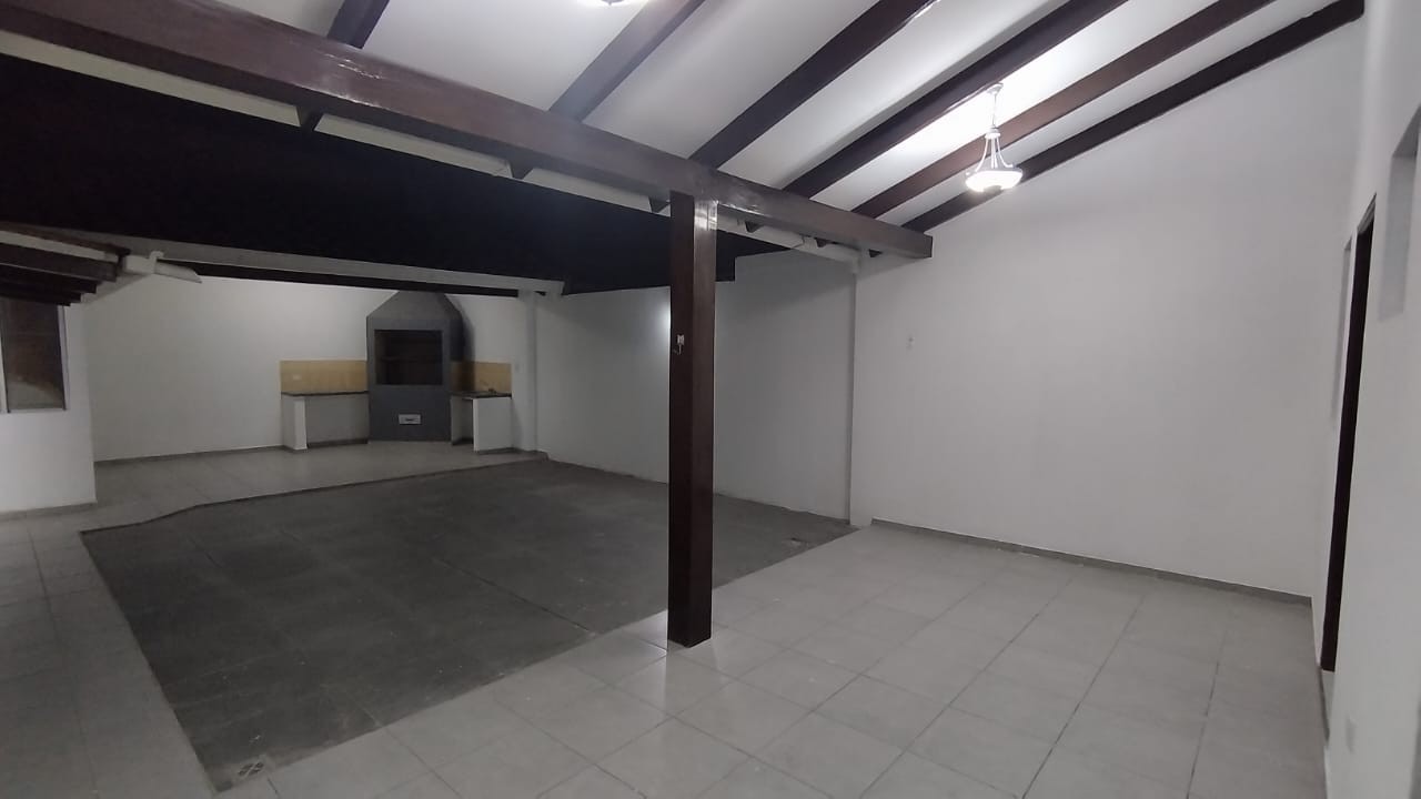 Casa en Entre 7mo y 8vo anillo Norte en Santa Cruz de la Sierra 3 dormitorios 3 baños 2 parqueos Foto 21